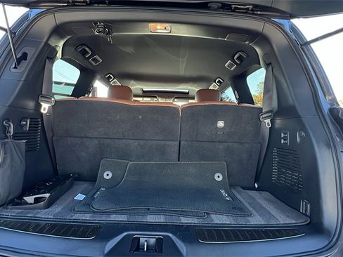 Used 2024 INFINITI QX80 Sensory w/ Cargo Package image 10