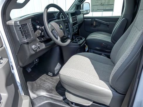New 2026 Chevrolet Express 2500 w/ Communications Package RWD image 12