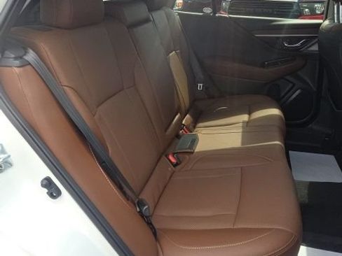 Used 2022 Subaru Outback Touring w/ Popular Package #2 AWD/4WD image 21