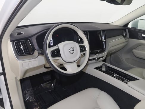 Used 2023 Volvo XC60 B5 Plus w/ Climate Package image 26