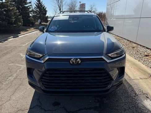 Certified 2024 Toyota Grand Highlander XLE AWD/4WD image 37