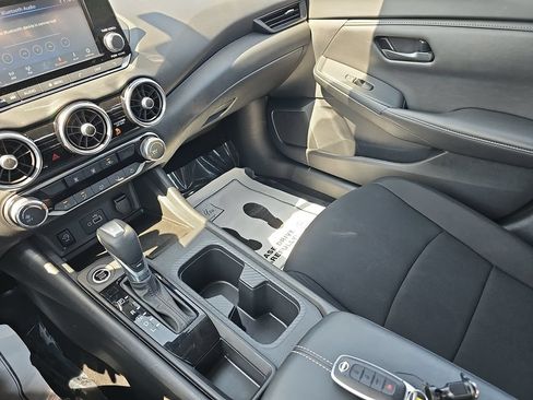 Used 2025 Nissan Sentra S FWD image 24