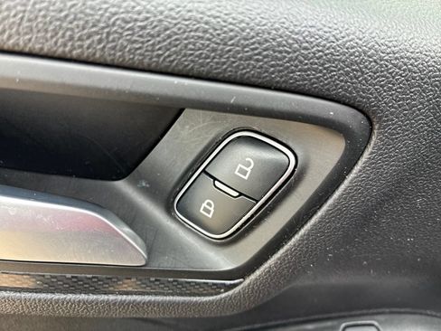 Used 2025 Ford Escape ST-Line AWD/4WD image 10