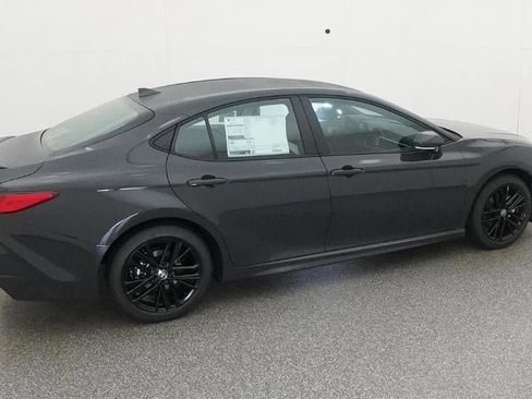 New 2026 Toyota Camry SE FWD image 10