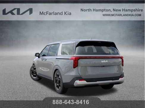 New 2026 Kia Carnival EX FWD image 4