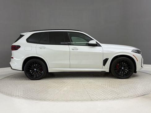 Certified 2024 BMW X5 sDrive40i w/ M Sport Package RWD image 8