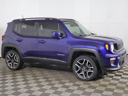Used 2020 Jeep Renegade Latitude w/ UConnect 8.4 Nav Group image 11