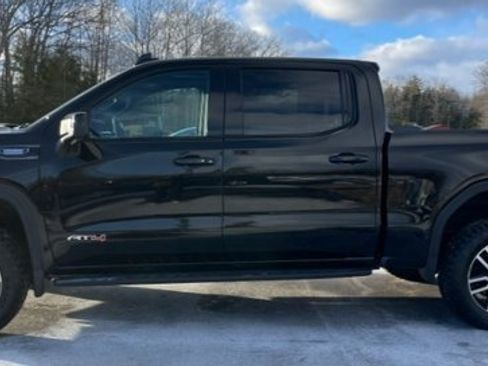Certified 2023 GMC Sierra 1500 AT4 w/ AT4 Premium Package image 5