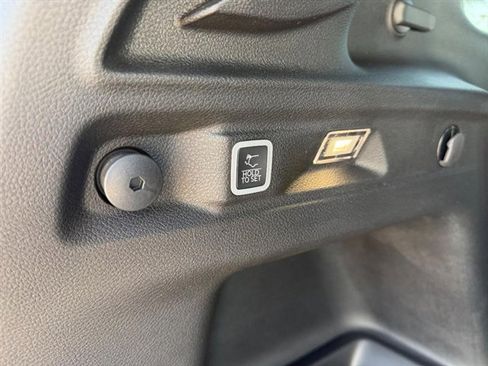 New 2025 Jeep Grand Cherokee L Limited w/ Luxury Tech Group II image 7