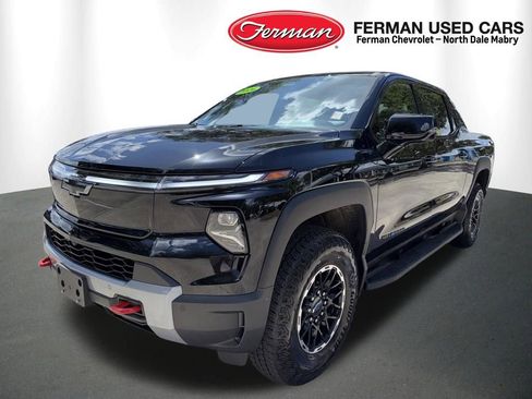 Used 2026 Chevrolet Silverado EV Trail Boss w/ LPO, Gameday Tailgate Package AWD/4WD image 11