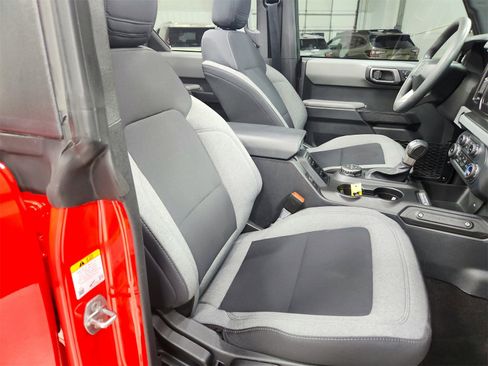 Used 2023 Ford Bronco 4-Door w/ Sasquatch Package image 36