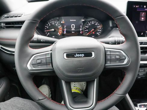 New 2026 Jeep Compass Trailhawk image 27