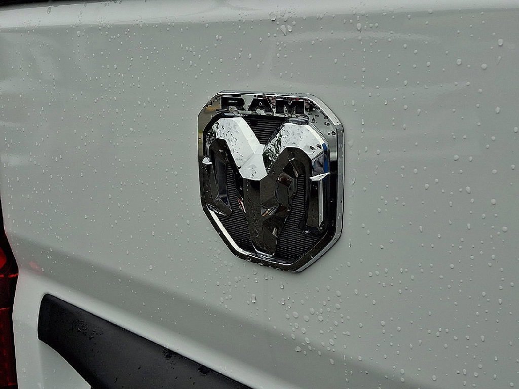 Used 2025 RAM ProMaster 2500 w/ U-Haul Equipment Group FWD image 33