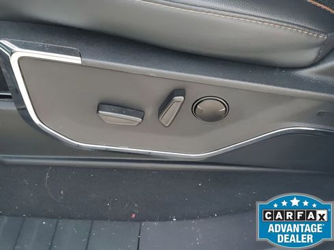 Used 2024 Ford F150 Lariat w/ FX4 Off-Road Package image 55