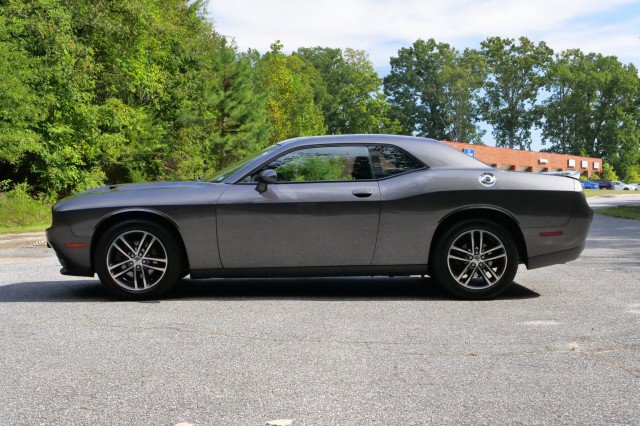 Used 2019 Dodge Challenger SXT w/ Driver Convenience Group AWD/4WD image 38