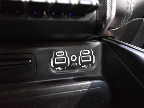 Used 2019 RAM 1500 Limited AWD/4WD image 44