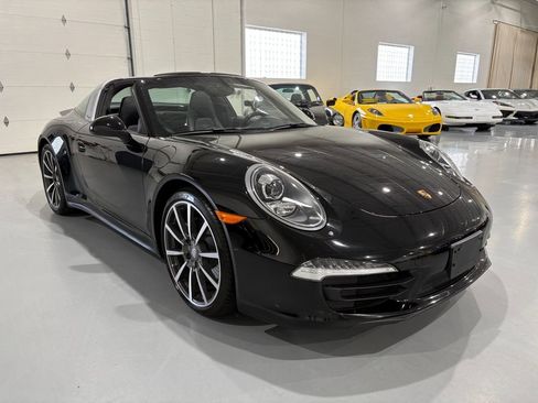 Used 2016 Porsche 911 Targa 4 AWD/4WD image 9