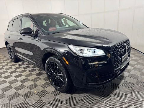 New 2026 Lincoln Corsair Reserve image 7