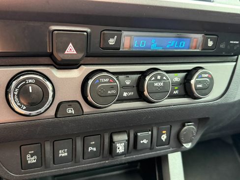 Used 2020 Toyota Tacoma TRD Pro AWD/4WD image 18