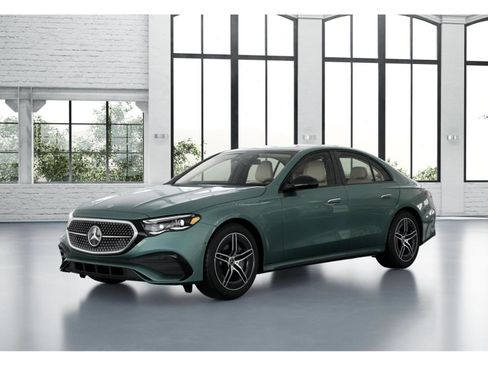 New 2026 Mercedes-Benz E 450 4MATIC Sedan image 39