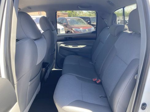 Used 2014 Toyota Tacoma PreRunner w/ TRD Sport Package RWD image 15