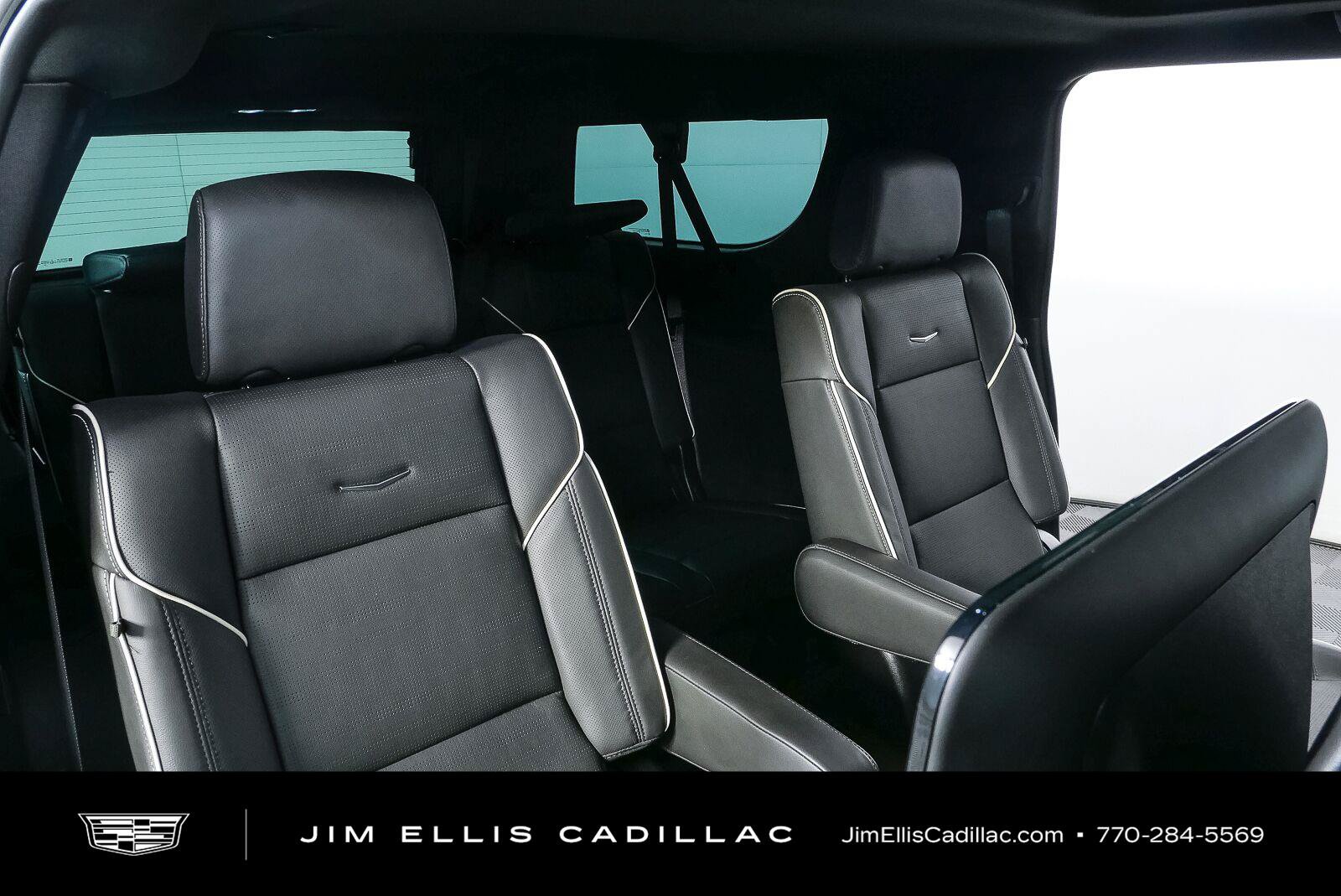 Used 2026 Cadillac Escalade ESV Sport w/ Touring Package AWD/4WD image 24