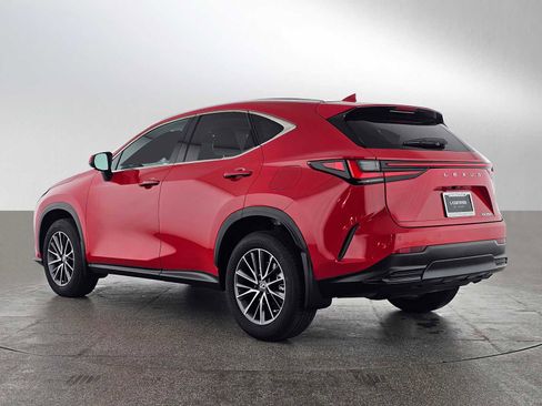 Certified 2025 Lexus NX 250 FWD w/ Premium Package image 5