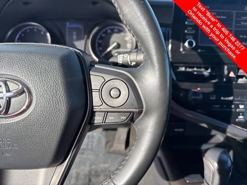 Used 2023 Toyota Camry SE image 19