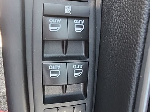 New 2026 Chrysler Pacifica Limited AWD/4WD image 22