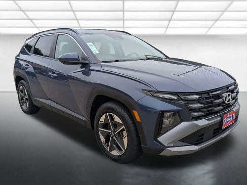 Used 2025 Hyundai Tucson SEL FWD image 1