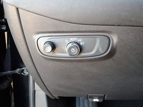 Used 2022 Chevrolet Equinox LT image 26