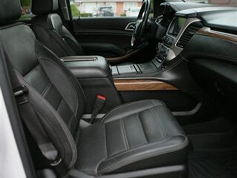 Used 2020 GMC Yukon Denali w/ Denali Ultimate Package AWD/4WD image 23