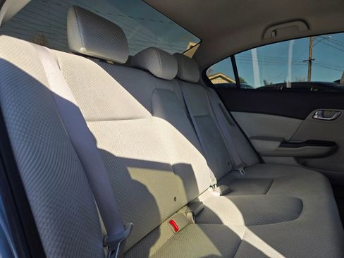 Used 2012 Honda Civic Hybrid Sedan image 17