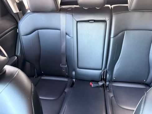 Used 2025 Kia Sportage EX FWD image 27