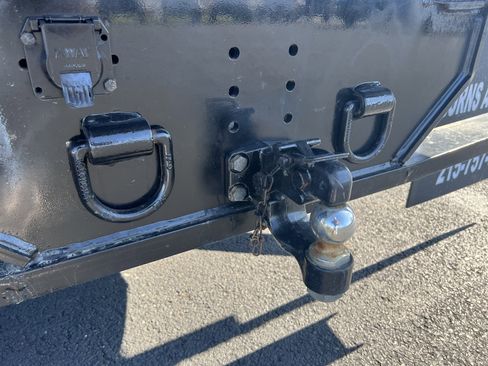 Used 2022 Ford F550 4x4 Regular Cab Super Duty image 5