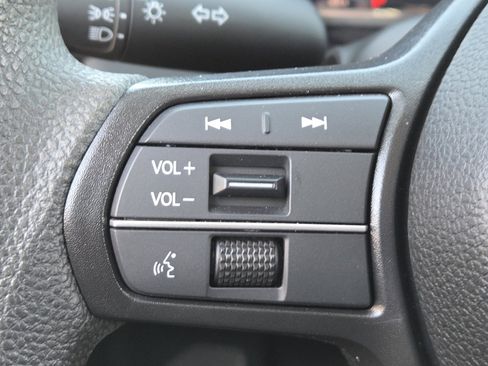 Used 2023 Honda Accord EX image 30