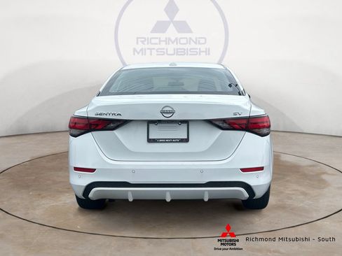 Used 2024 Nissan Sentra SV FWD image 4