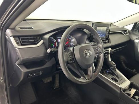 Used 2021 Toyota RAV4 XLE image 14