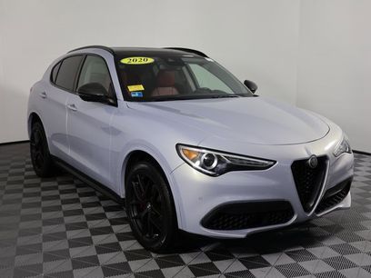 Used 2020 Alfa Romeo Stelvio w/ Nero Edizione