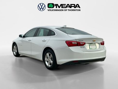 Used 2023 Chevrolet Malibu LT image 3