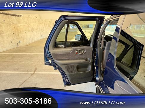 Used 1999 Chevrolet Blazer LT image 40