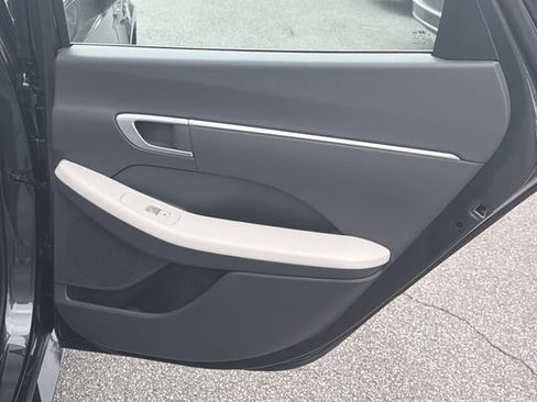 New 2026 Hyundai Sonata SEL FWD image 18