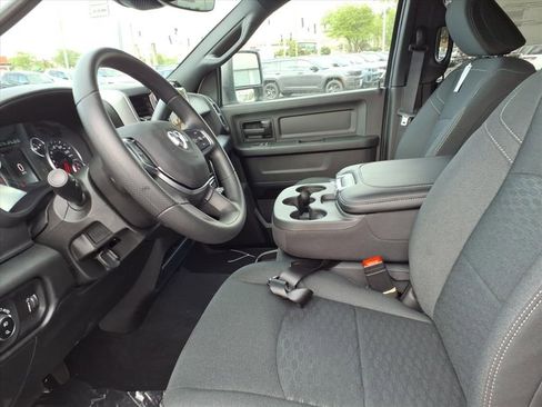 New 2026 RAM 3500 Tradesman AWD/4WD image 10