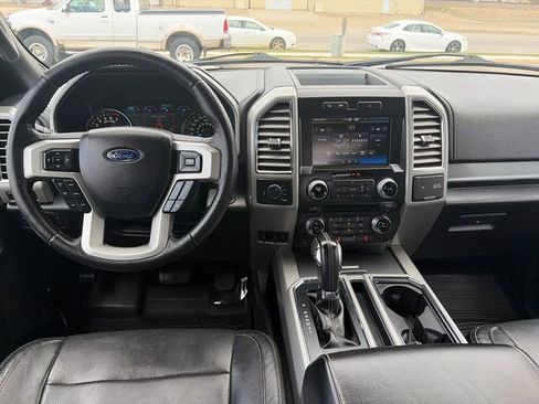 Used 2015 Ford F150 Lariat w/ Equipment Group 501A Mid AWD/4WD image 32