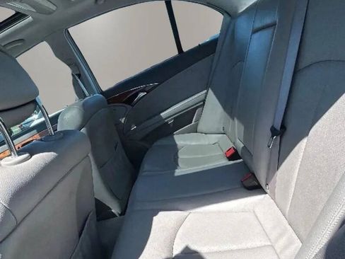 Used 2005 Mercedes-Benz E 320 4MATIC Sedan image 10