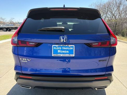 Used 2025 Honda CR-V Sport-L image 4