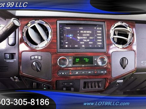 Used 2010 Ford F250 Lariat image 20