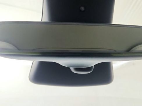Used 2023 Tesla Model Y Long Range AWD/4WD image 70