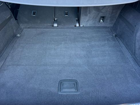 Used 2018 Audi Q5 Prestige w/ Prestige Package image 15