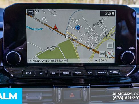 Used 2025 Nissan Pathfinder SL image 35